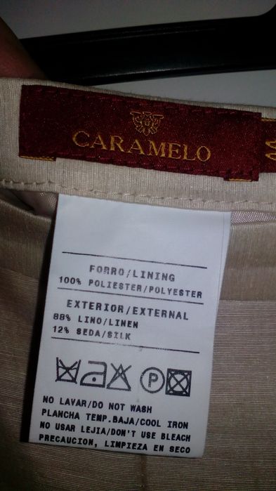 Saia comprida e top de cerimónia da marca Caramelo
