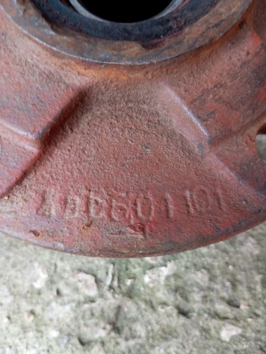 Ступиця культиватора