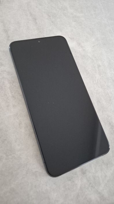 Samsung Galaxy S22+ 5G 256 GB – Czarny | Stan bardzo dobry | Zestaw + akcesoria