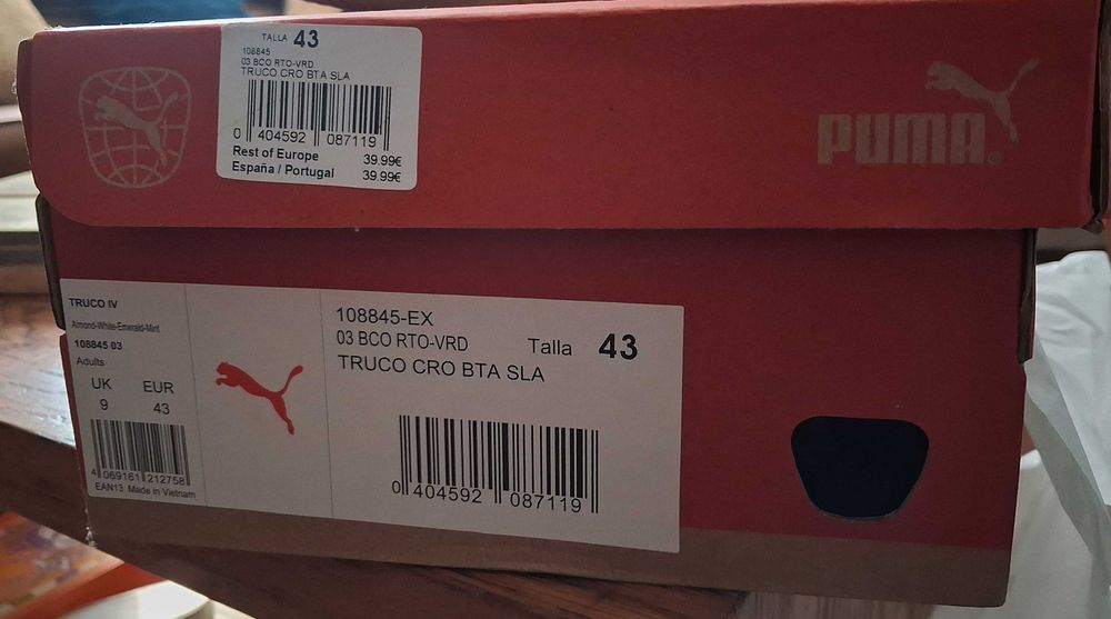 Chuteiras de Futsal Puma nº43