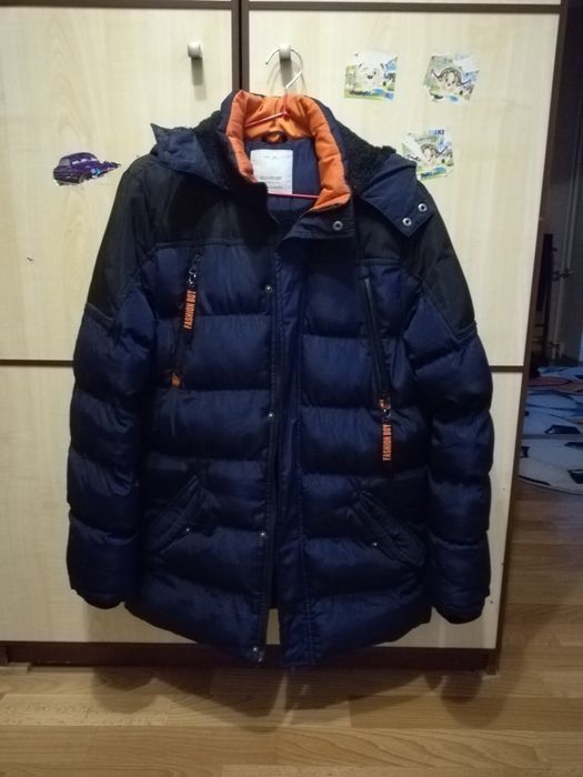 Зимняя теплая курточка