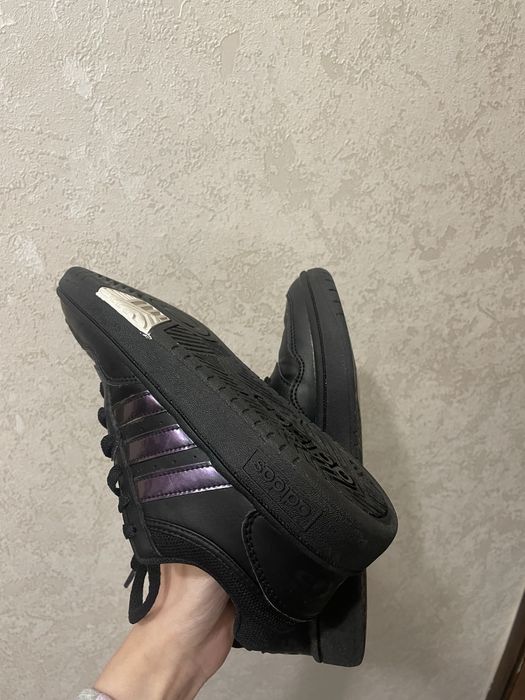 Кроссовки Adidas Hoops