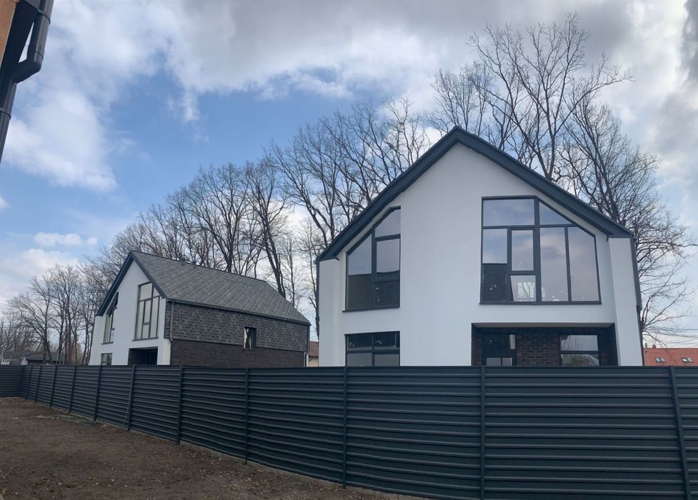 Продаж будинку 140 квадратів в Крюківщині 5 соток