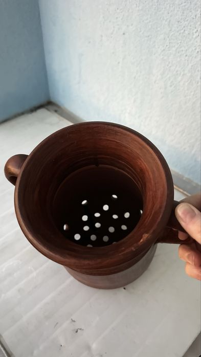 Assador de castanha artesanal  em barro cozido
