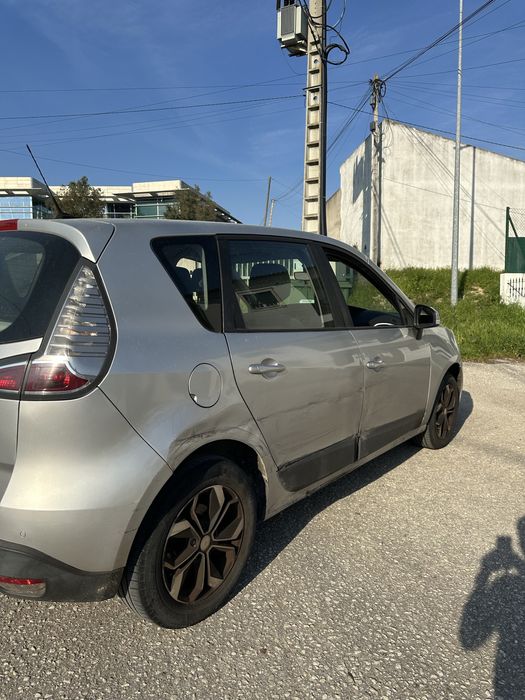 Vendo Renault Scenic 1.5 dci Gasoleo