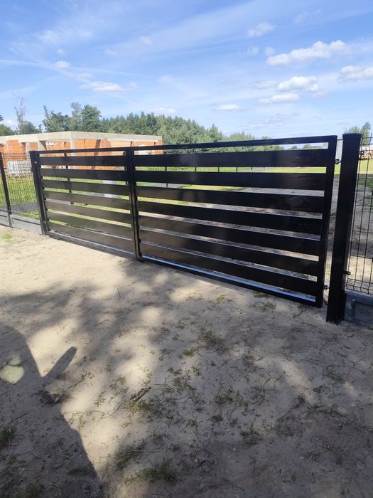 Ogrodzenie frontowe,palisadowe