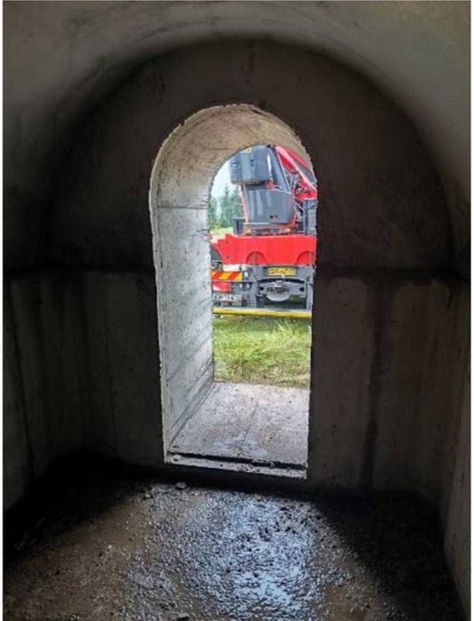 Piwnica betonowa bunkier ziemianka beton B-25, transport HDS + montaż