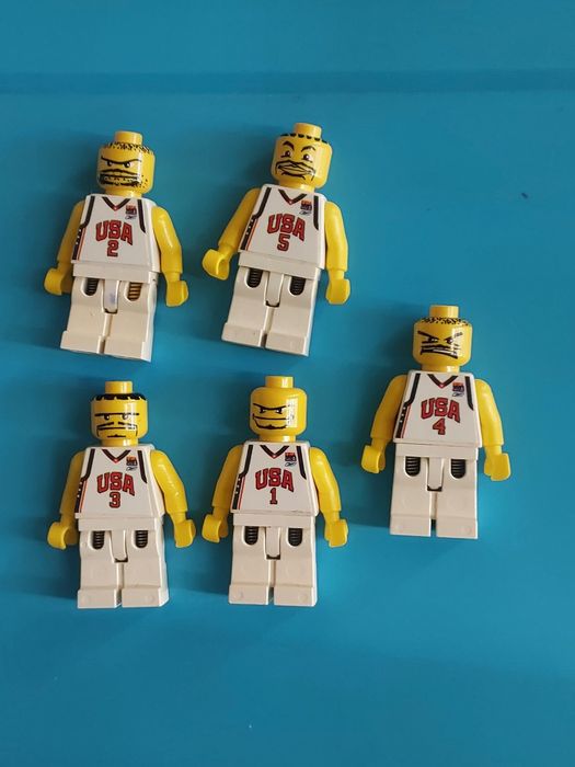 Lego figurki -druzyna NBA USA