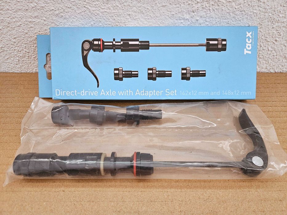 Kit de Adaptadores de Eixo Passante Tacx *Como novo*