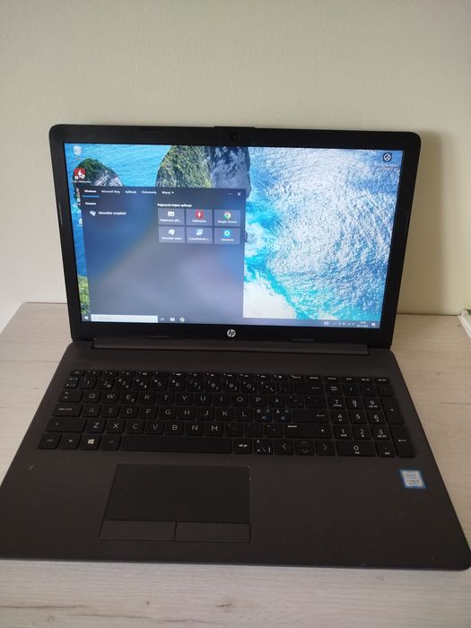 Laptop hp 250 G7 I5-8265U/8GB ram/ssd 230GB