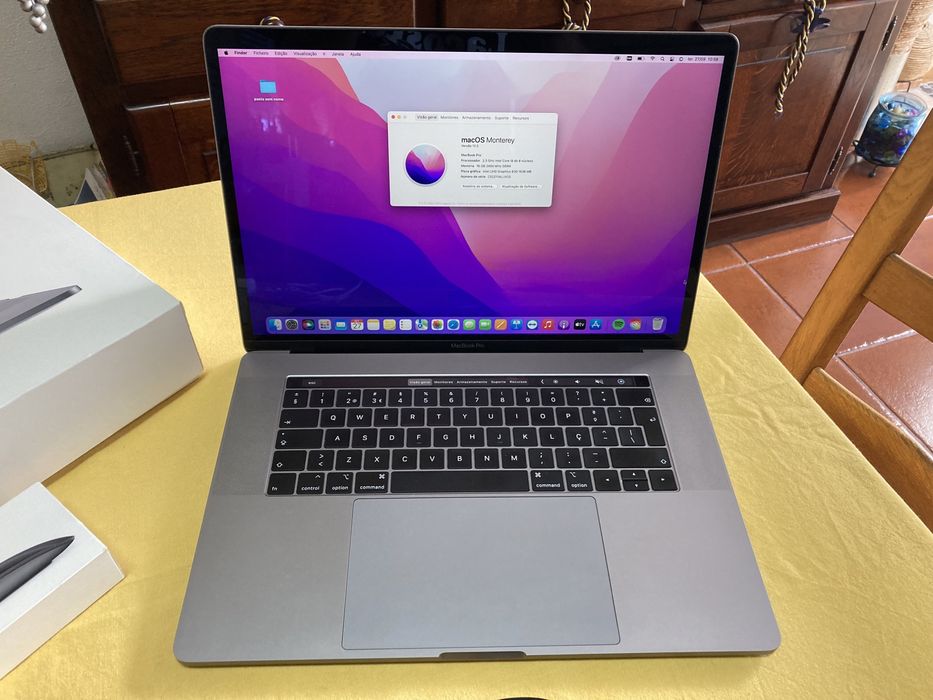 MacBook Pro 2019 APPLE Cinzento Sideral