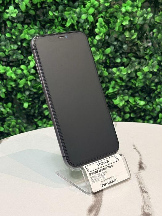 Apple iPhone 11 64Gb Preto - Pague em até 3x