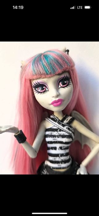 Rochelle Goyle Monster high Рошель