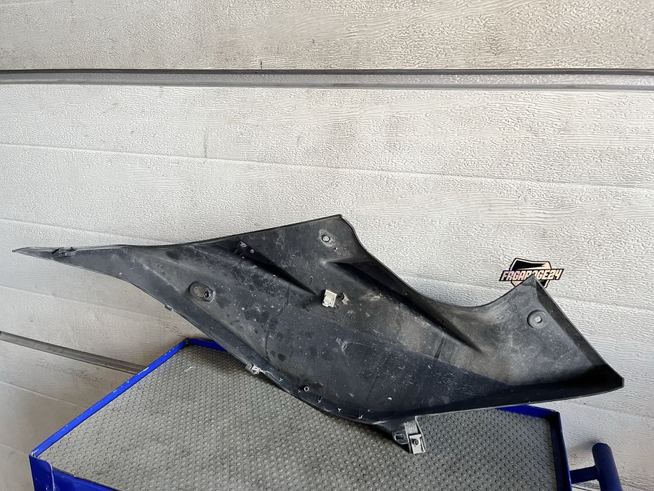 Lewy boczek owiewka osłona pług yamaha yzf r 125 lewa