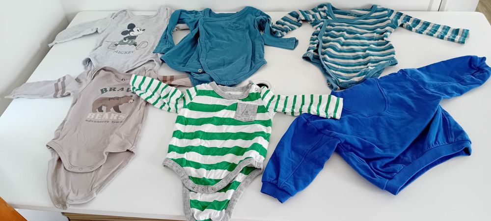 Lote / conjunto de roupa bebé 6-12 meses (13 peças)