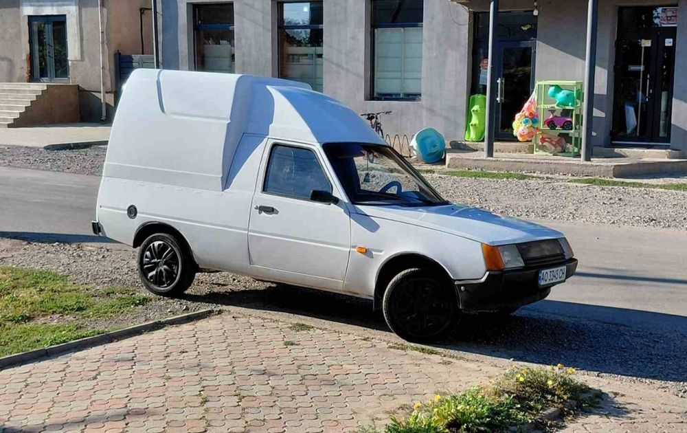 -Продам  Таврію-