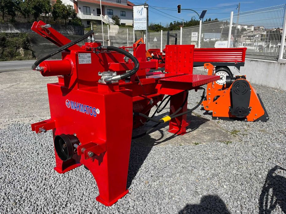 Rachador de lenha p/ trator 20T c/ Plataforma elevatória NOVO