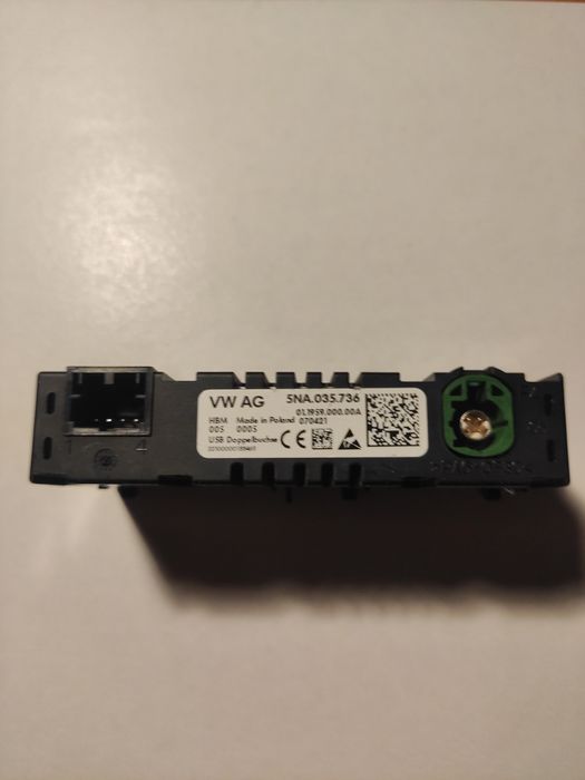 VW Passat Панель порт тип USB C