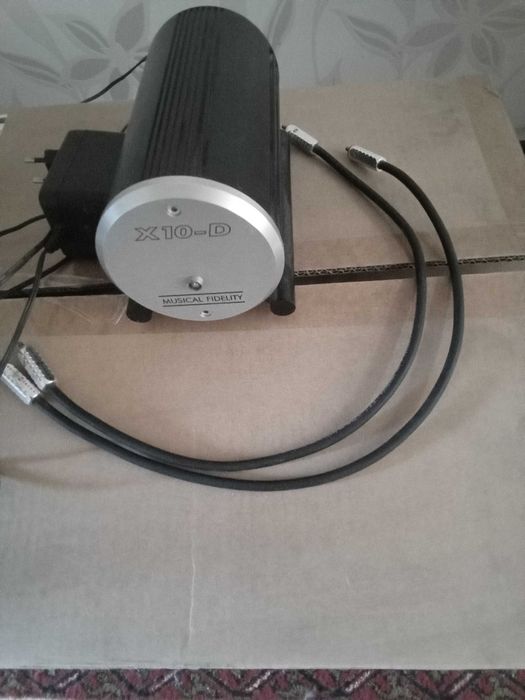 Musical Fidelity X-10D (Ламповый буфер)