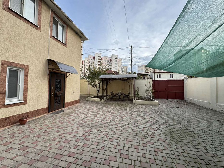 Оренда Будинку Черёмушки гараж двір теплий будинок