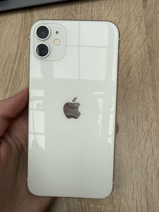 вживаний айфон 11 / 64gb