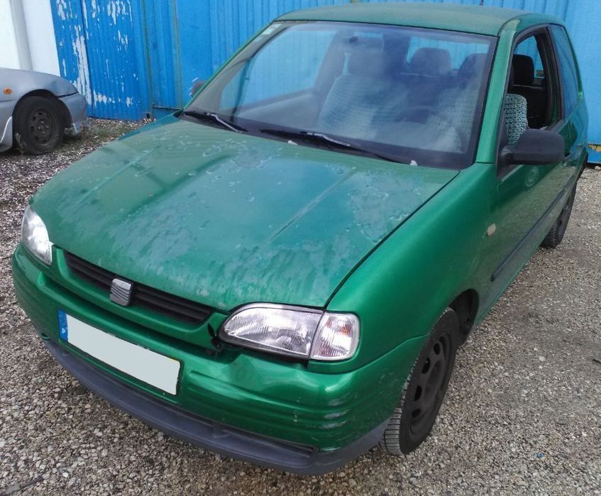 SEAT Arosa 1.0i de 98 para peças