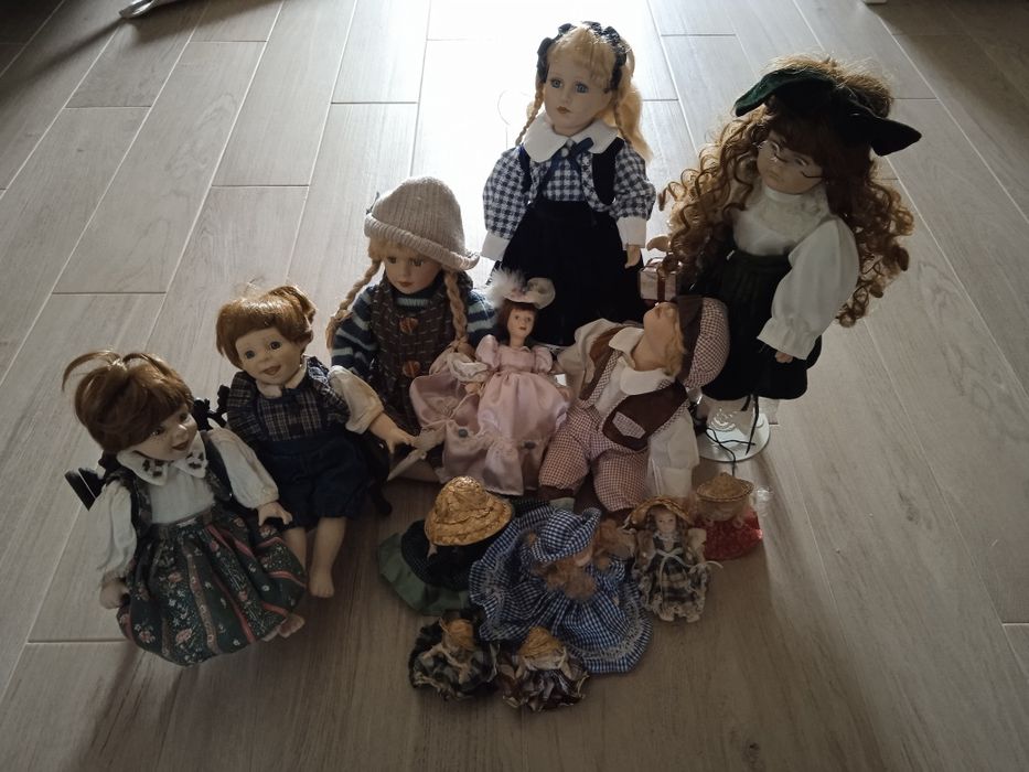 Bonecas de porcelana