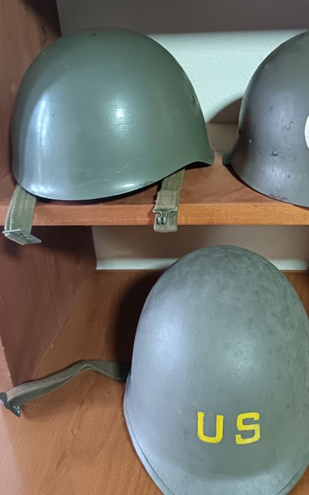 Capacetes /cascos militares antigos