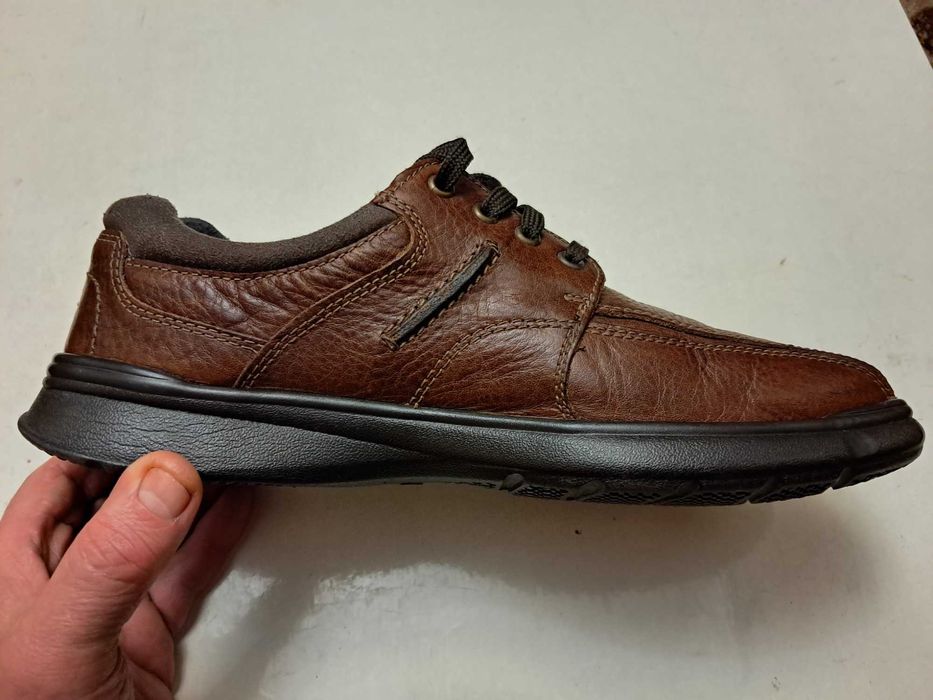 Оригинальные   туфли Clarks 43размер стелька 28.5см