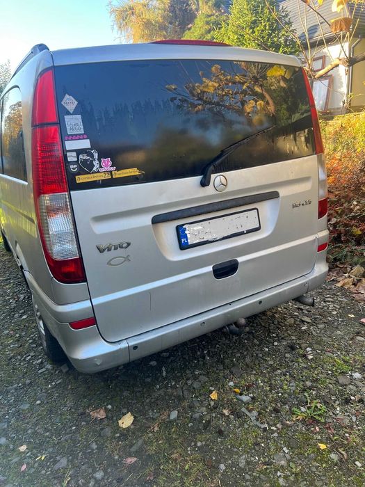 samochód Mercedes Vito