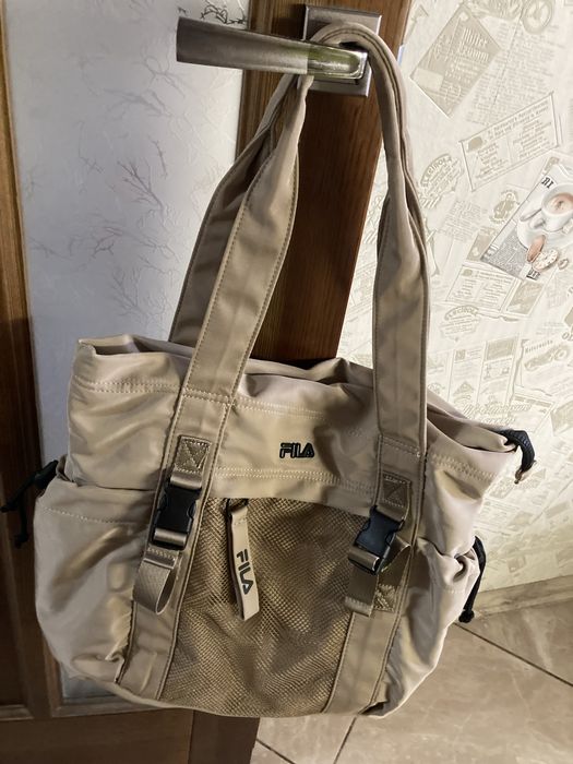 Продам сумку Fila