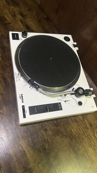Gramofon Lenco L-3808