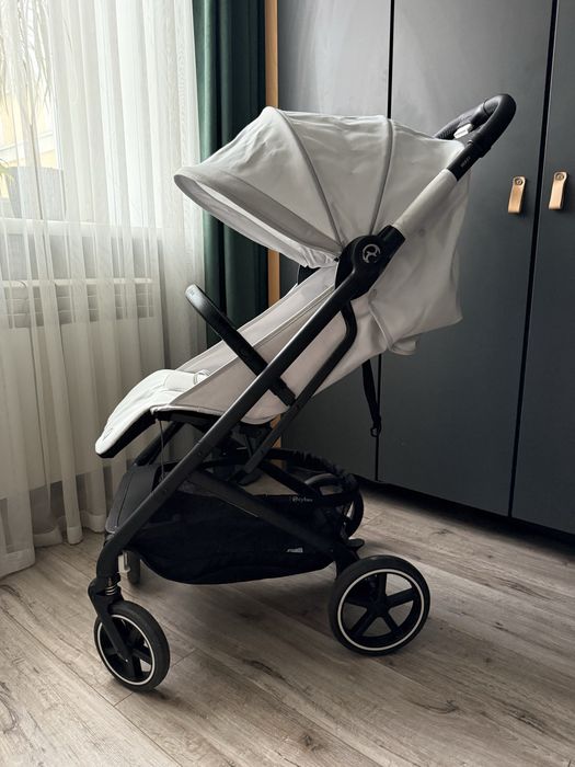 Прогулянкова коляска Cybex Beezy fog grey