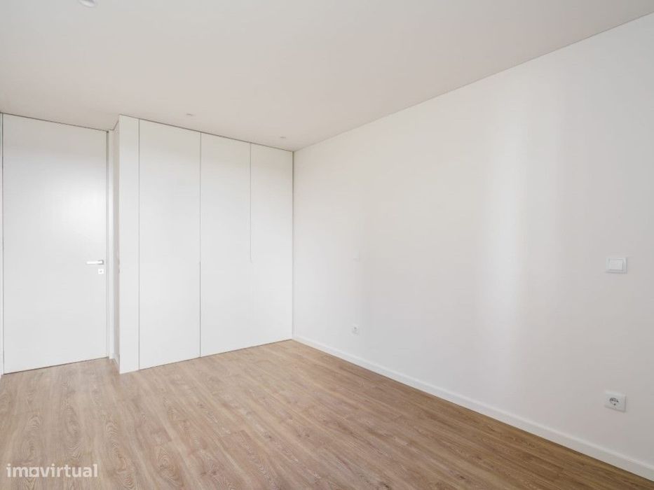 Apartamento T3 Novo em Tenões