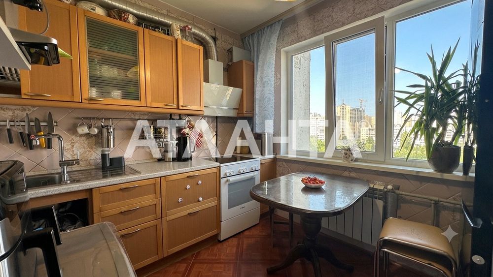 3 кімнатна квартира, Оболонь, вул. Петра Панча, 9