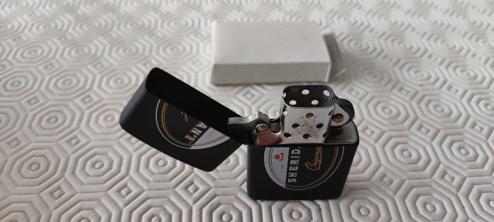 Isqueiro Tipo Zippo (Sheridan's)