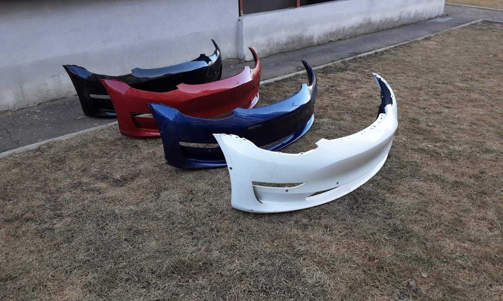 Tesla Тесла model 3 бампер передній оригінальний