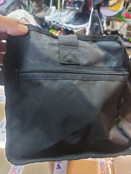 Спортивна сумка reebok Training Essentials Medium FL5135