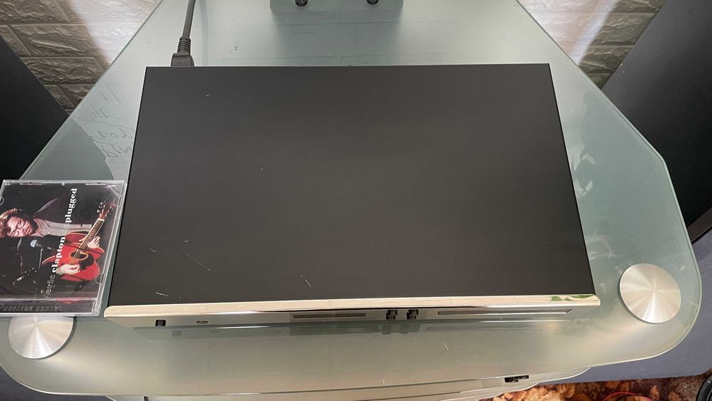 CD проигрыватель Aura CD-100