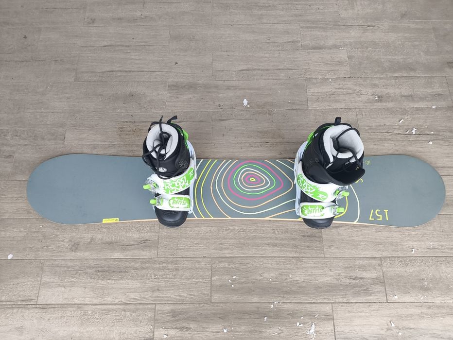 Deska snowboardowa 157 cm  wraz z butami
