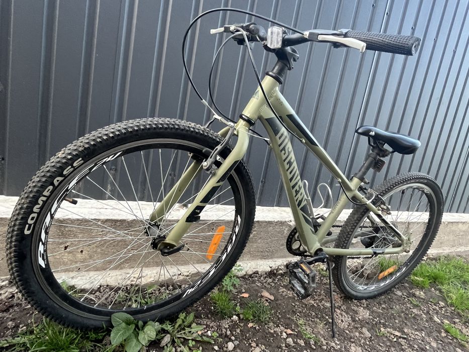 Велосипед Discovery Qube 24