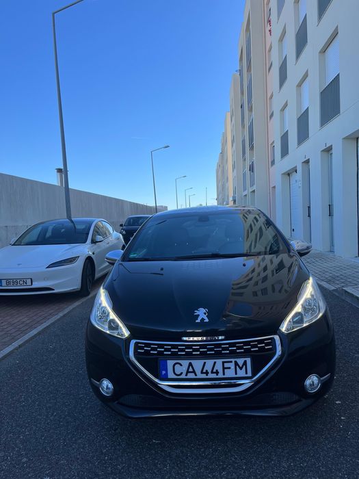 Peugeot 208 gti 1.6thp