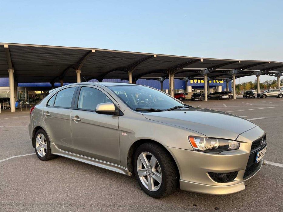 Продам власне авто Mitsubishi Lanxer X SPORTBACK