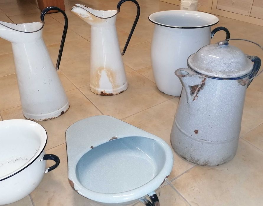 Esmaltes, muito antigos, desde 15€