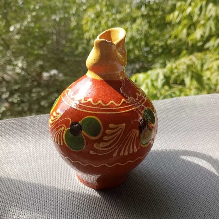 Керамічні вазочки і глечик