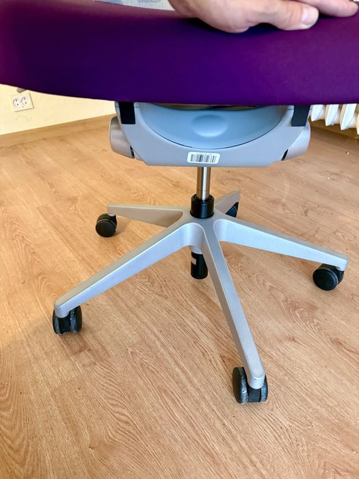 Krzesło fotel biurowy Haworth Zody stan idealny