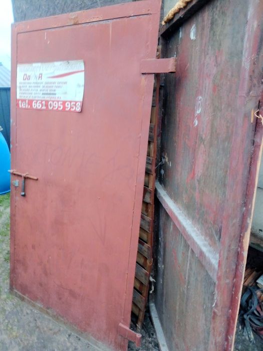 Brama garażowa dwuskrzydłowa