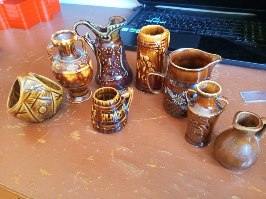 Naczynia w stylu PRL