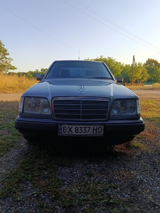 Продам Мерседес 124
