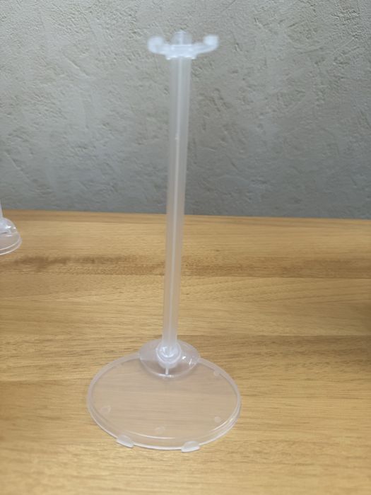 подставки для кукол